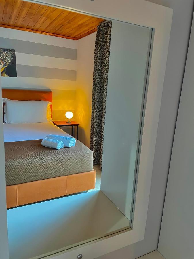 Crown Deluxe Apartments Саранда Экстерьер фото