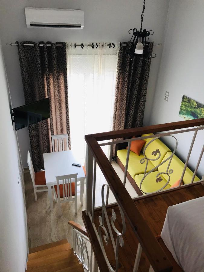 Crown Deluxe Apartments Саранда Экстерьер фото